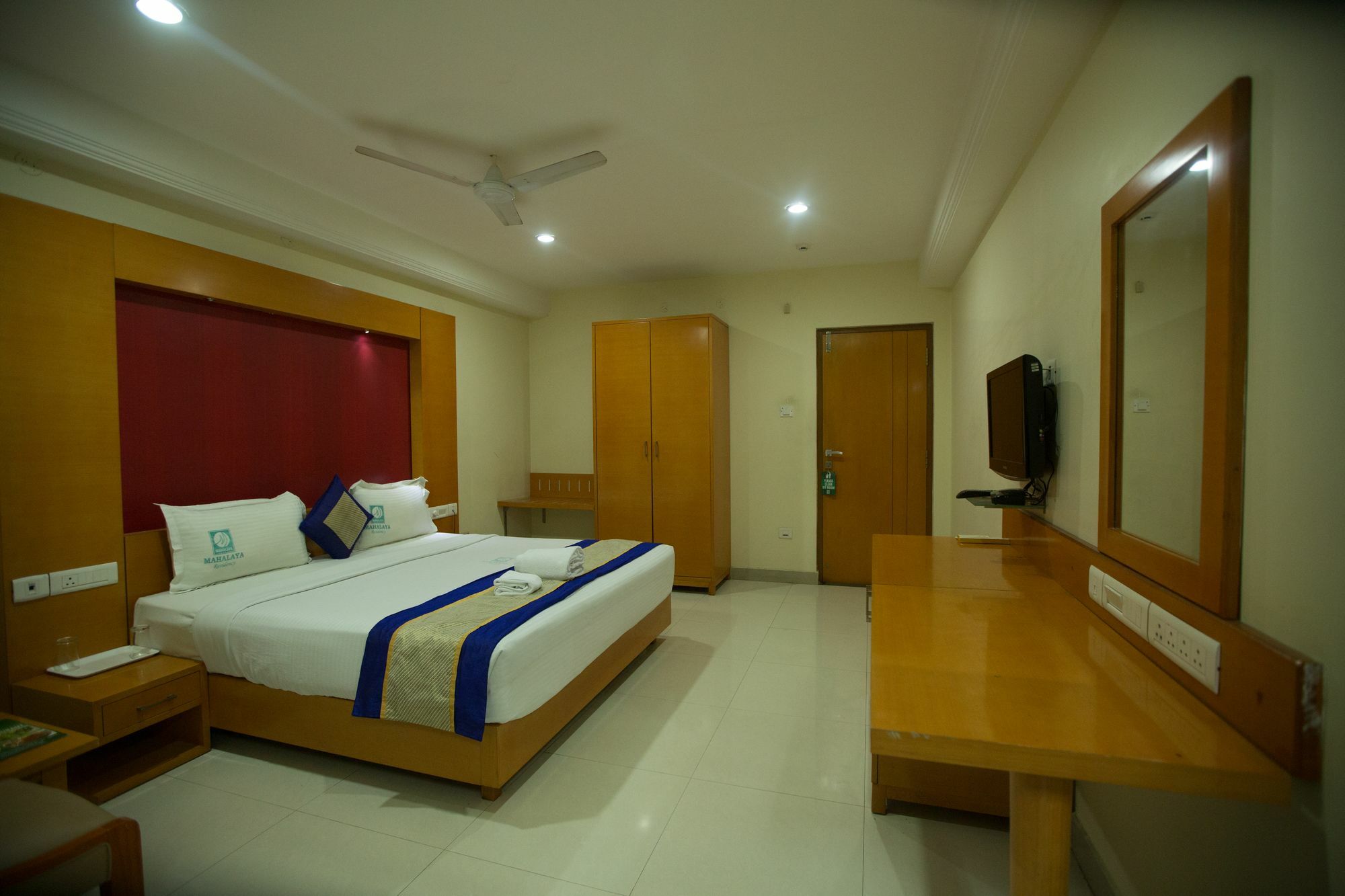 Fabhotel Prime Mahalaya Residency - Nr Chennai International Airport Exterior foto